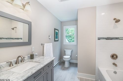 109 Shore Rd, Andover NJ  07821-2242 exterior