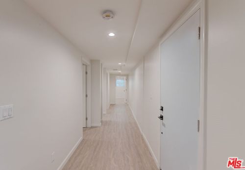 1751 Cabrillo Ave, Torrance CA  90501-3625 exterior