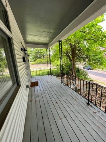 3329 Hackberry St, Cincinnati, OH 45207-1701