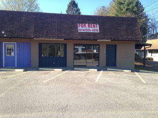 591 Palmer St, Franklin NC  28734-3014 exterior