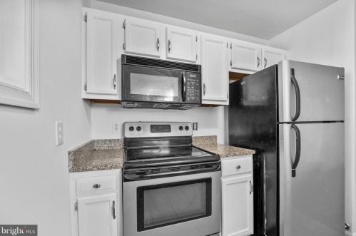 922 Gray St, New Castle DE 19720-6035 exterior