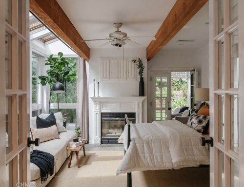 593 26th St, Manhattan Beach CA  90266-2208 exterior