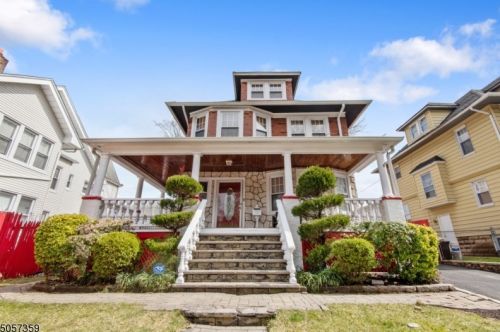 50 Boyden St, East Orange, NJ 07017-3204