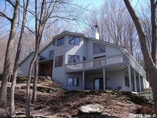 2656 Lyons Rd, Split Rock, NY 13031-8709