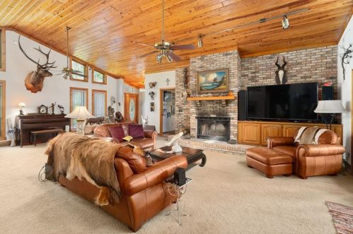 4858 Apopka Vineland Rd, Orlando FL 32818-8431 exterior