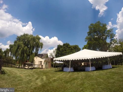 1791 Warrenton Rd, Fredericksburg VA  22406-4909 exterior
