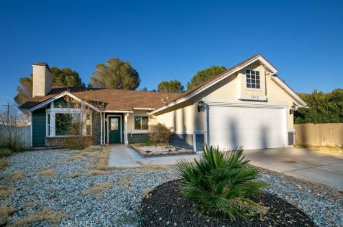 1747 Viridan Ave, Lancaster, CA 93534-6210