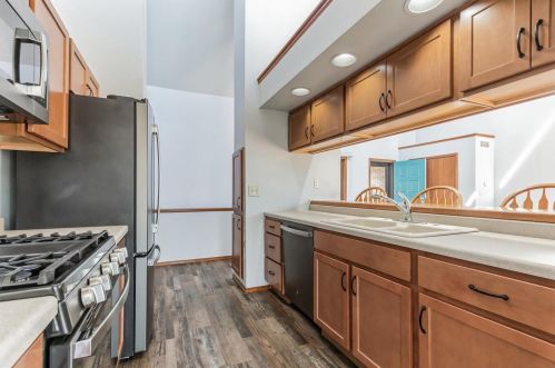 609 Orchard Ridge Rd, Dodgeville WI  53533-2002 exterior