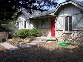 7503 Rockwood Dr, Milford, KS 66514-9033