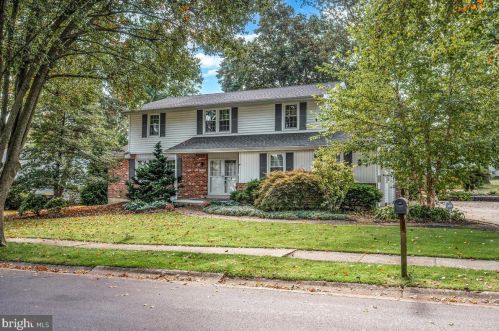 2500 Raven Rd, Wilmington, DE 19810-3541