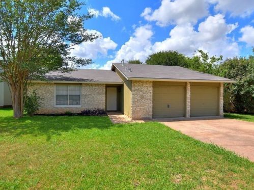 11302 Bristle Oak Trl, Austin TX  78750-1427 exterior