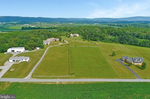 9478 Fort Stouffer Rd, Upton PA  17225-9780 exterior