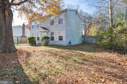 13488 Princedale Dr, Woodbridge VA  22193-3842 exterior