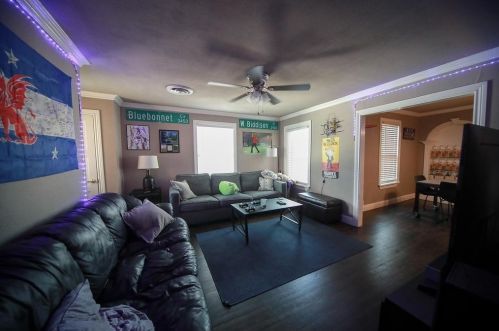 2812 Biddison St, Fort Worth TX  76109-3039 exterior