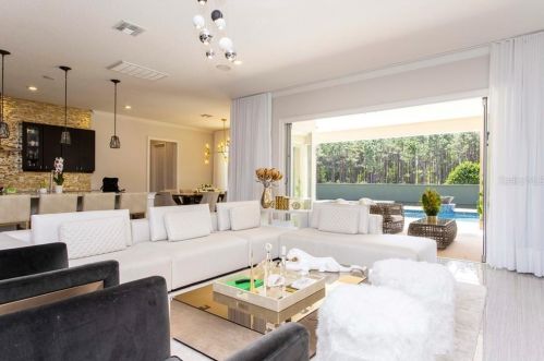 8035 Chilton Dr, Orlando FL 32836 exterior