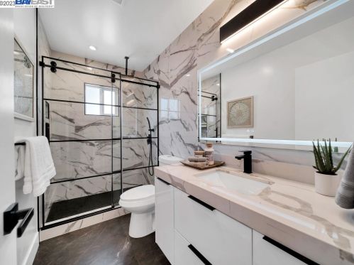 518 Stannage Ave, Berkeley CA  94706-1223 exterior