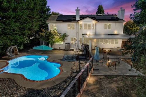 2862 Aquamarine Cir, Rescue CA  95672-9339 exterior