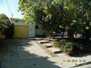 270 Zoe Ct, Pinole, CA 94564-1633