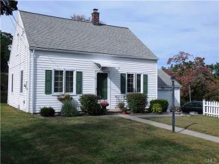 5 Southern Blvd, Danbury, CT 06810-7919