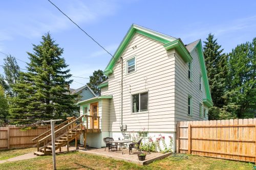 9242 Vinland St, Duluth MN  55810-1533 exterior