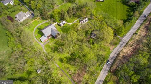 1704 Dreshertown Rd, Dresher PA  19025-1303 exterior