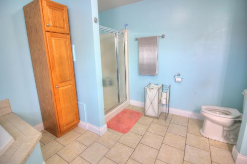 710 Willow Bend Dr, Waterford WI  53185-4281 exterior
