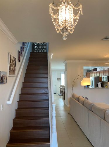 1102 Sweet Hill Dr, Jupiter, FL 33458-8438