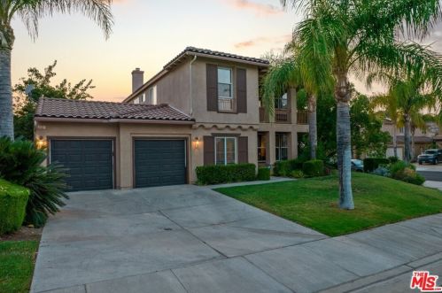 30381 June Rose Ct, Santa Clarita, CA 91384-4738