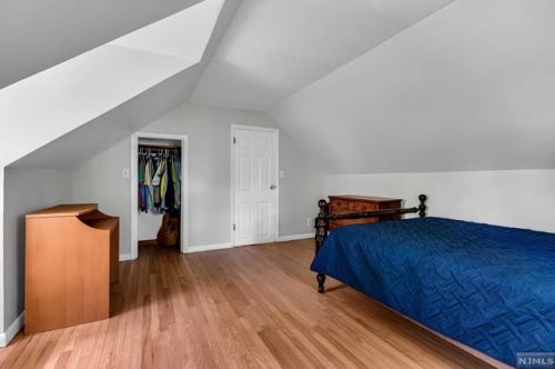 407 Berkshire Rd, Ridgewood NJ 07450-5533 exterior