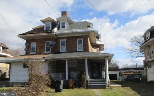 1123 63rd St, Philadelphia, PA 19151-3209