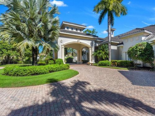 4493 Club Estates Dr, Naples, FL 34112-7935