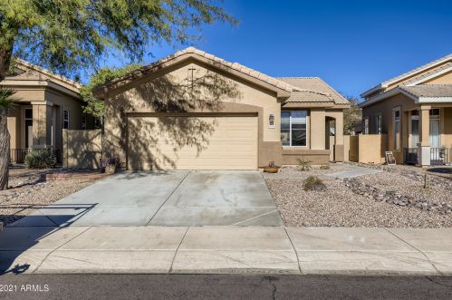 7036 Blackhawk Dr, Glendale, AZ 85308-9441