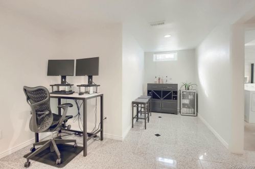 3515 Eudora St, Denver CO 80222-7321 exterior