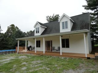 511 Black Oak Rd, Clinton, TN 37716-5756