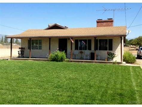 548 Randall Ave, Rialto, CA 92376-6951