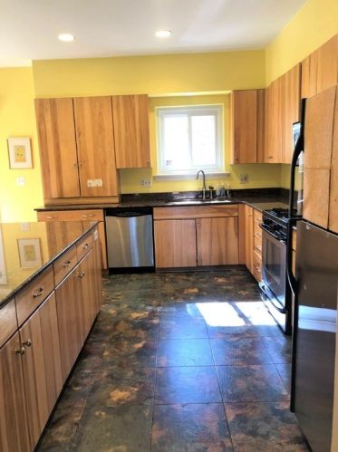 100 Woodland Rd, Pittsburgh, PA 15238-1636