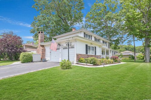 106 Virginia Ave, Lake Grove, NY 11755-2850