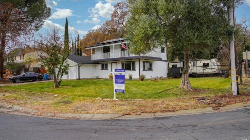 245 Wykoff Dr, Vacaville CA  95688-3546 exterior