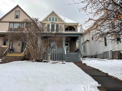 2209 3rd St, Duluth, MN 55806-1907