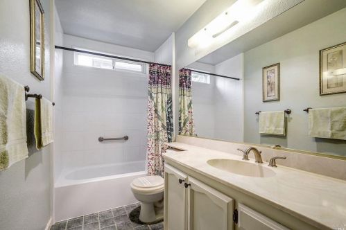 5599 Carriage Ln, Santa Rosa CA  95403-1390 exterior