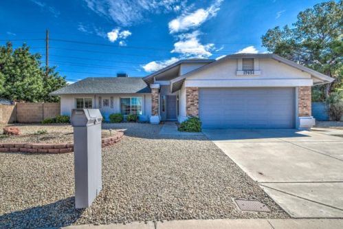 17451 59th Dr, Glendale, AZ 85308-3747