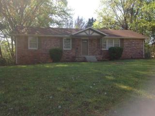 6610 Longview Dr, Murfreesboro TN  37129-8262 exterior