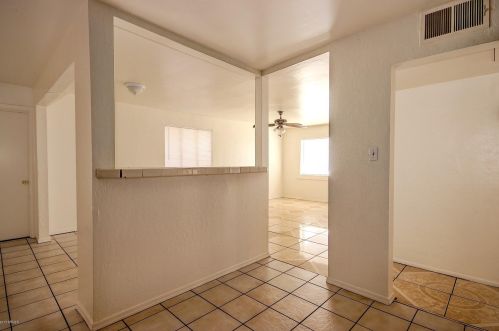 5711 35th Ave, Phoenix AZ 85053-1623 exterior