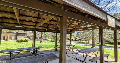4102 Brookside Ct, Molino PA  17961-9315 exterior