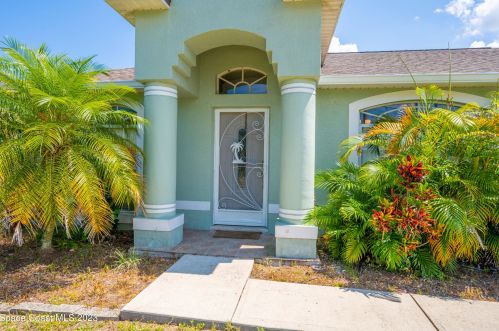 4365 Kings Hwy, Cocoa, FL 32927-7972