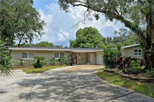 3244 Wickersham Ct, Orlando, FL 32806-6324