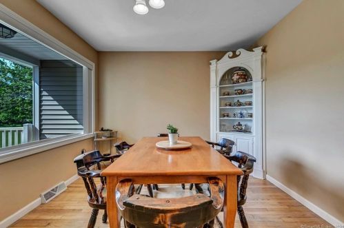 615 Westchester Rd, Colchester CT  06415-2224 exterior