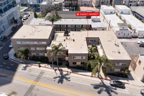 21 Alamitos Ave, Long Beach CA  90802-5401 exterior