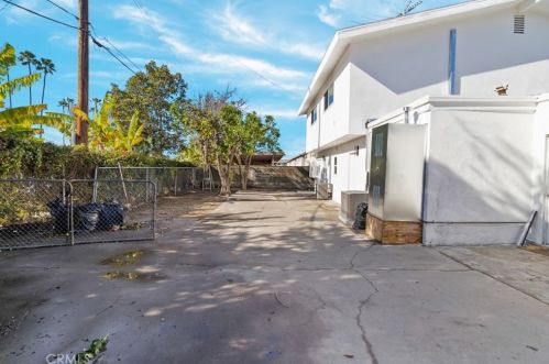 8114 Fillmore Dr, Stanton CA  90680-3654 exterior