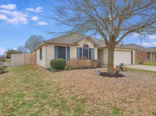 106 Swenson Dr, Monadale, TX 78634-4374